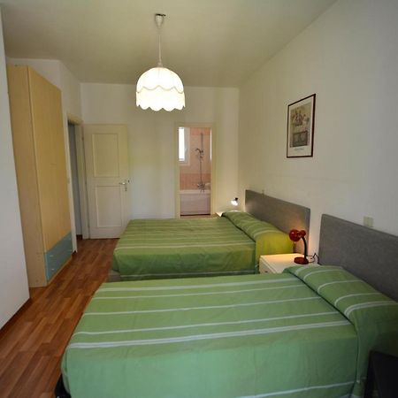Villa A Lignano Pineta Lignano Sabbiadoro Exteriör bild