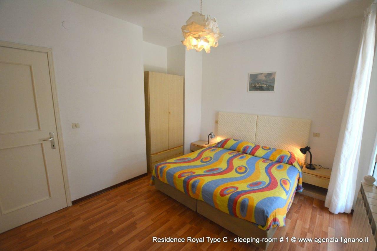 Villa A Lignano Pineta Lignano Sabbiadoro Exteriör bild