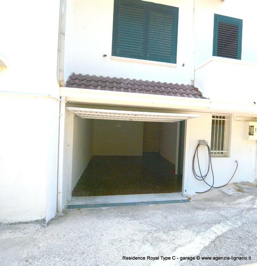 Villa A Lignano Pineta Lignano Sabbiadoro Exteriör bild